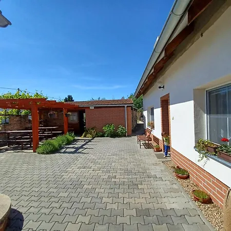 U Dyje Maison d'hôtes *